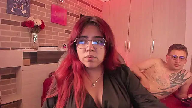 Snapshot of Rousse_Collinss chatting on June 17, 3:53 am Rousse Collinss online show from June 17, 3:53 am