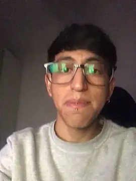 modelo180 online show from March 18, 12:38 am