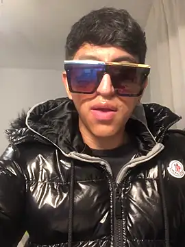 modelo180 online show from November 25, 8:09 pm