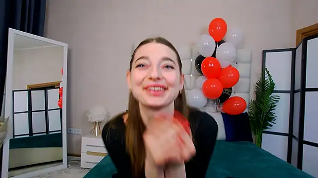 NicoleRosss online show from March 15, 12:02 pm