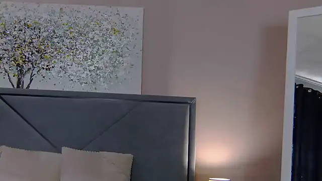 NicoleRosss online show from February 28, 9:10 am