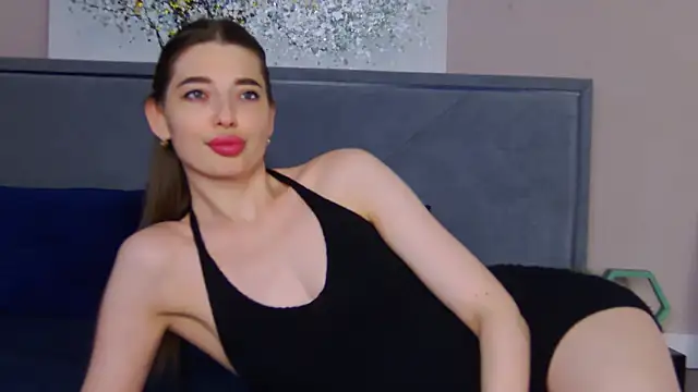 NicoleRosss online show from April 10, 12:54 pm