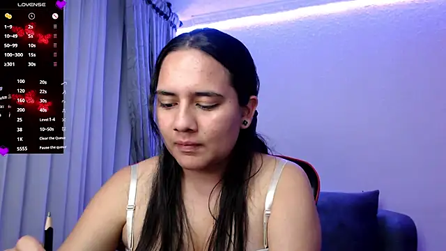 Snapshot of Lexyevans chatting on December 6, 11:36 pm Lexyevans online show from December 6, 11:36 pm