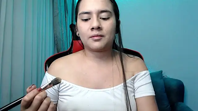 Snapshot of Lexyevans chatting on December 20, 10:43 pm Lexyevans online show from December 20, 10:43 pm