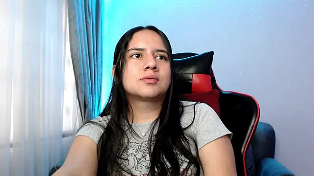 Snapshot of Lexyevans chatting on December 26, 9:15 pm Lexyevans online show from December 26, 9:15 pm