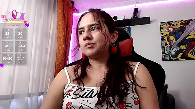 Lexyevans online show from February 14, 8:27 pm