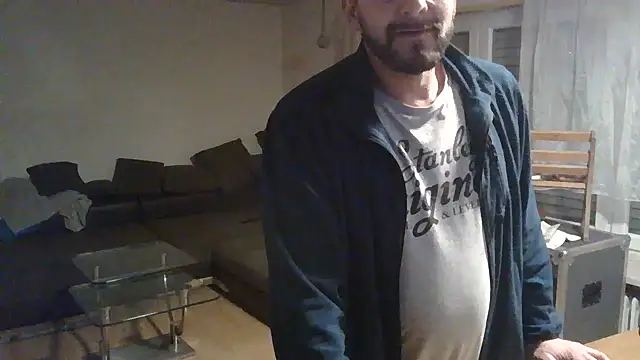 rosaeichel online show from March 1, 1:51 am