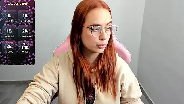 maryluna95 online show from December 13, 6:59 pm