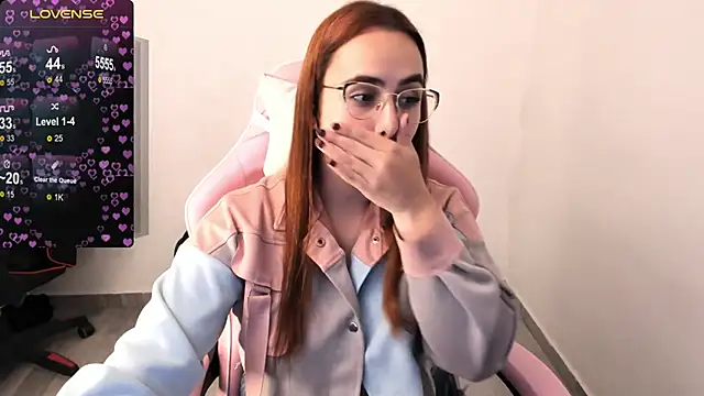 maryluna95 online show from January 29, 11:56 pm