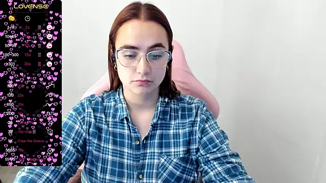 maryluna95 online show from February 12, 1:52 am