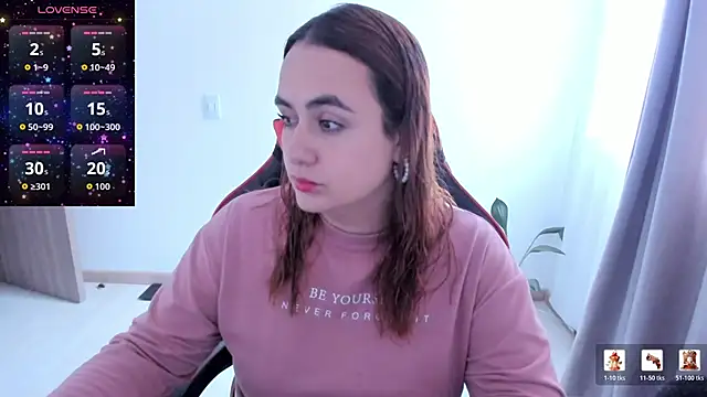 maryluna95 online show from April 10, 5:50 pm