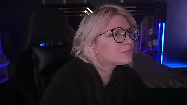 CoolTatis online show from February 22, 8:50 am