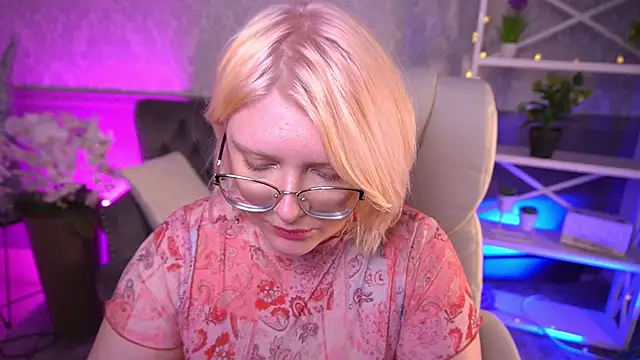 CoolTatis online show from March 29, 5:51 am