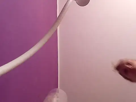 BritneyHudson online show from November 22, 7:40 am