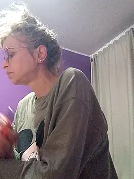 BritneyHudson online show from November 23, 3:28 am