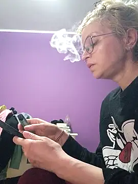 BritneyHudson online show from March 28, 7:52 am