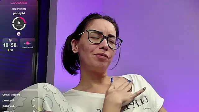 Snapshot of RitaSonnet chatting on January 24, 4:17 pm RitaSonnet online show from January 24, 4:17 pm