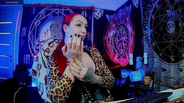 miss jenna lovee online show from January 7, 8:56 am