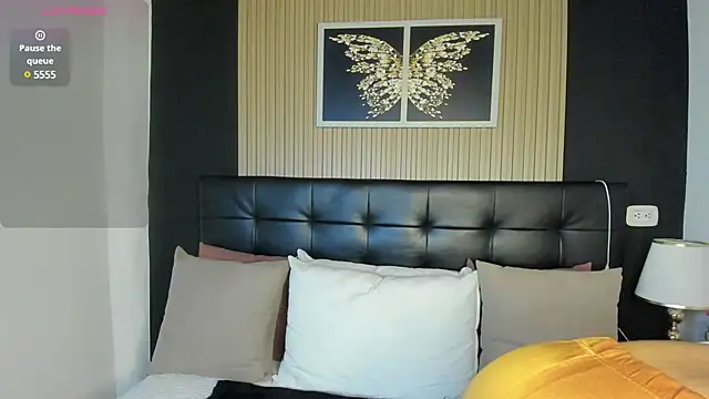 summer night  online show from March 3, 10:49 am