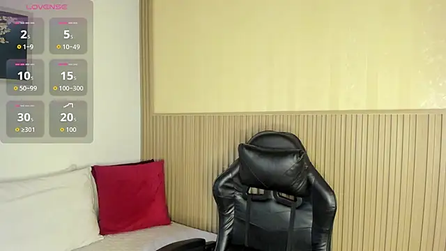 summer night  online show from September 17, 11:45 am