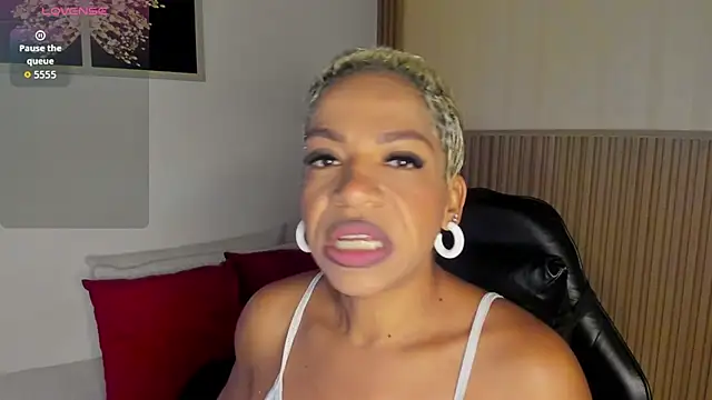 summer night  online show from February 28, 11:33 am