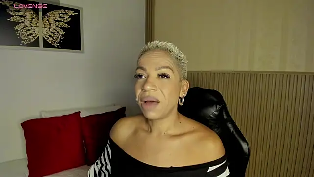 summer night  online show from March 15, 2:01 pm