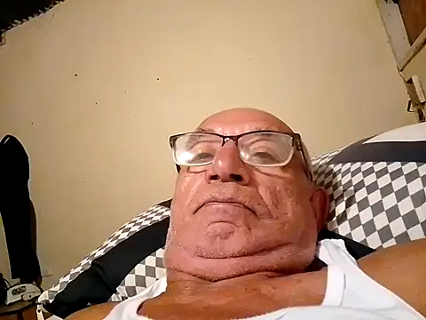 sincuenton24cmts online show from November 14, 1:37 am