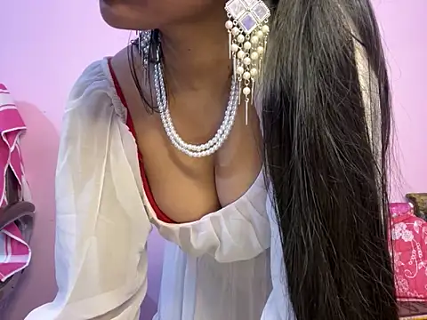 Snapshot of roshni-5 chatting on February 11, 7:48 pm roshni-5 online show from February 11, 7:48 pm