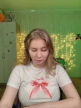 D0nna  online show from February 9, 6:12 pm