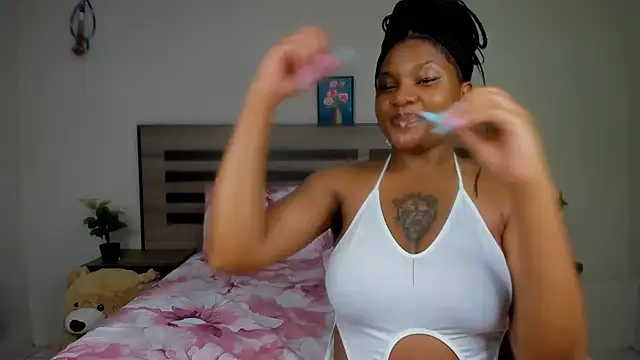 Renee-18 online show from December 5, 8:22 am