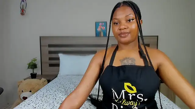 Renee-18 online show from December 18, 5:48 am