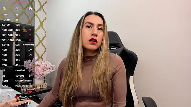 RubbyTaylor online show from October 15, 2:50 pm