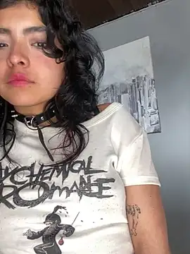 Snapshot of _Gothiccbitch_ chatting on February 22, 3:56 am  Gothiccbitch  online show from February 22, 3:56 am