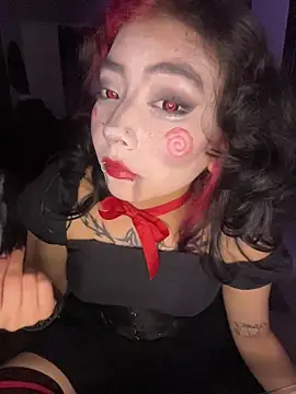 Snapshot of _Gothiccbitch_ chatting on October 28, 6:06 am  Gothiccbitch  online show from October 28, 6:06 am