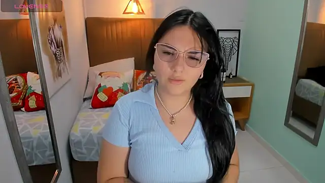 delilaquinn online show from December 28, 6:50 pm