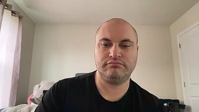 Snapshot of SluggishChase99 chatting on March 12, 6:25 pm SluggishChase99 online show from March 12, 6:25 pm