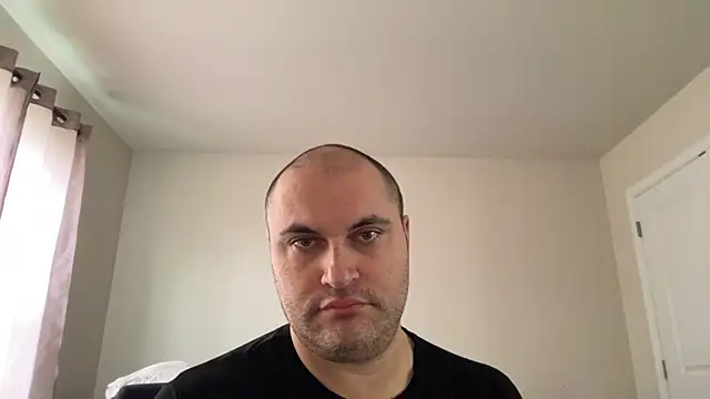 Snapshot of SluggishChase99 chatting on March 18, 1:58 pm SluggishChase99 online show from March 18, 1:58 pm