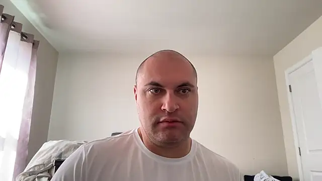 Snapshot of SluggishChase99 chatting on March 30, 2:40 pm SluggishChase99 online show from March 30, 2:40 pm