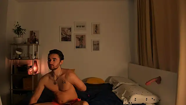  Lora Palmer online show from December 13, 10:41 am