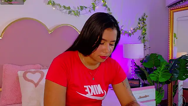 EmmaCrush online show from December 5, 8:49 pm