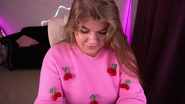 GabbieJay online show from November 18, 2:43 pm