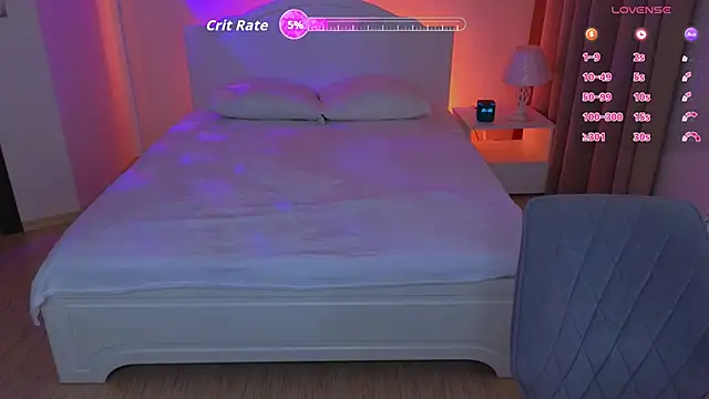 Hayle Hill online show from November 21, 11:25 pm