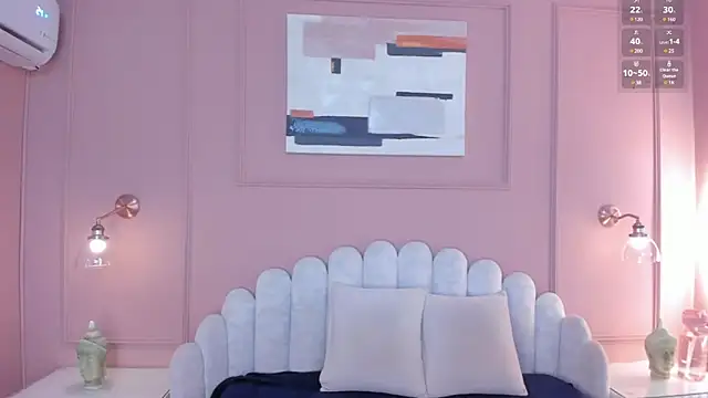 Snapshot of mara_brooks chatting on February 21, 6:48 pm mara brooks online show from February 21, 6:48 pm