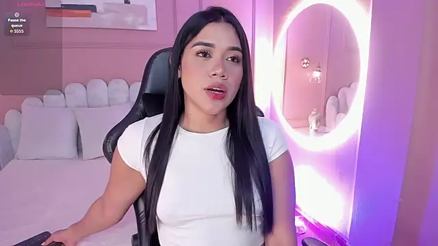 Snapshot of mara_brooks chatting on September 13, 6:40 pm mara brooks online show from September 13, 6:40 pm