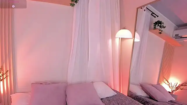 mara brooks online show from March 28, 8:41 pm