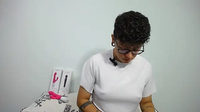 alex noa online show from February 27, 10:31 pm