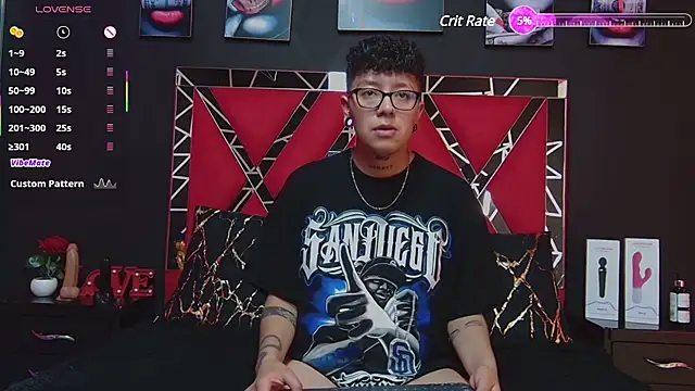 alex noa online show from March 13, 7:39 pm