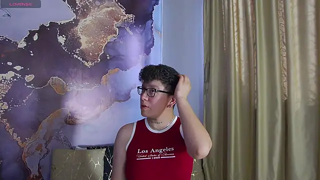 alex noa online show from September 12, 7:36 pm