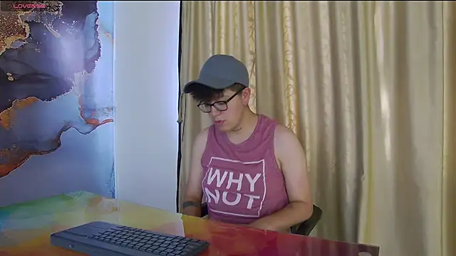 alex noa online show from September 17, 7:26 pm