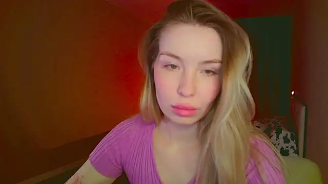 mia raspberrie online show from February 24, 10:36 pm